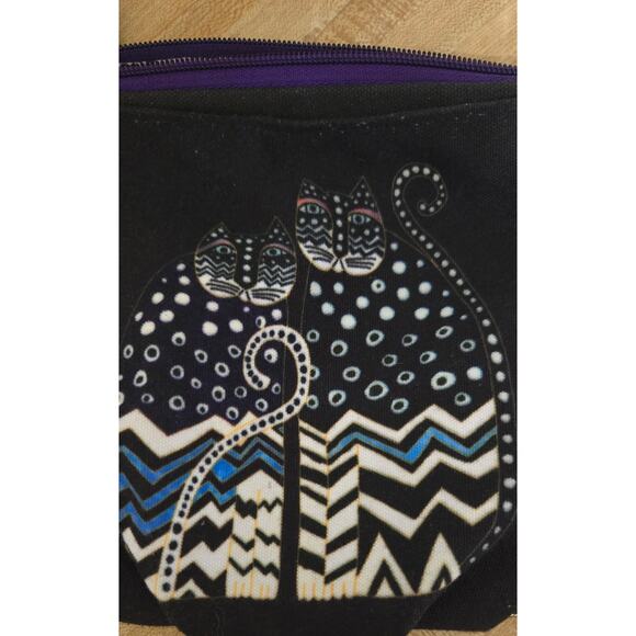 Larel Burch Feline Crossbody Bag with Stripe Ladies - Picture 3 of 11